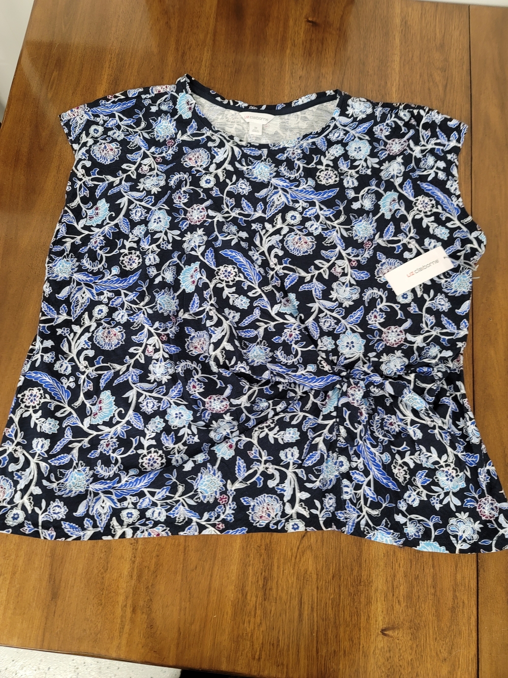 Liz Claiborne Black Floral Crewneck Top with Blue and White Accents